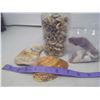 Image 5 : JAR OF SHELLS, BAG OF SHELLS AND 2 LOOSE SHELLS