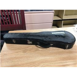 VIOLLIN CASE + VIOLLIN ( COULD USE NEW CORDS )