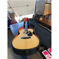 GUITAR + CASE ( GOOD CONDITION)