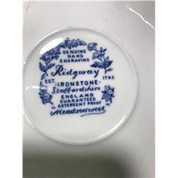 (8) DESSERT BOWLS + (8) SOUP BOWLS + (8) PLATES + (2) CUPS