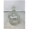 Image 3 : LARGE CLEAR PORT DECANTER IN SHAPE OF A CROWN
