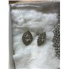 Image 2 : RHINESTONE PINEAPPLE NECKLACE AND EARRINGS (IN EATON BOX)
