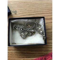 RHINESTONE MATCHING NECKLACE AND BRACELET