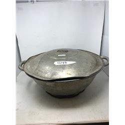 LARGE METAL COVERED BOWL FOR BREAD DOUGH.