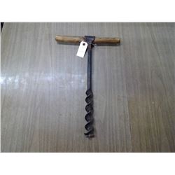 OLD HAND AUGER