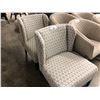 Image 1 : PAIR OF WHITE AND GREY PATTERNED ACCENT CHAIRS
