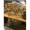 Image 1 : APPROX. 10 GEOMETRIC HANGING DECORATIONS