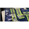Image 2 : 3 NEW CONDOR HIGH VIS SIZE 3XL VESTS