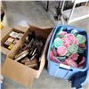 Image 1 : Lot of kids change purses, phone cases and 8tracks