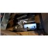 Image 3 : FULTON TRAILER JACK AND COUPLERS