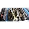 Image 3 : TRAY OF HAND TOOLS