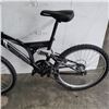 Image 2 : BLACK SUPERCYCLE BIKE