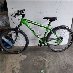 GREEN SPECIALIZED BIKE