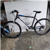 Image 1 : GREY APOLLO BIKE