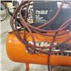 Image 2 : 30 gallon pro air 2 electric air compressor working