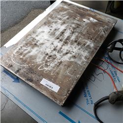 Aluminum hardwired warming plate