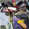 Image 4 : Fall-arrest harnesses and three boxes of disposable ear plugs