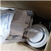 Image 3 : 2 tile cutters with box of flexible duct and more