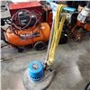 Image 1 : COMMERCIAL FLOOR POLISHING MACHINE
