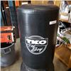 Image 2 : TKO FAT BOY PUNCHING BAG ON STAND