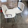 Image 1 : 2 BATH ASSIST CHAIRS