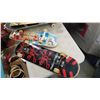 Image 3 : 4 SKATEBOARD