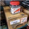 Image 1 : Case of 5600 1 and 1/4 inch wood screws