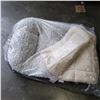 Image 2 : 2 PET BEDS