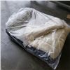 Image 3 : 2 PET BEDS