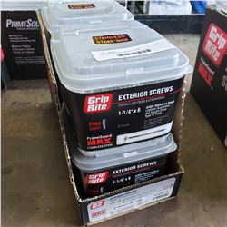 Box of 1 and 1/4 exterior screws