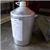 Image 2 : Live trap and metal container