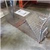 Image 3 : Live trap and metal container