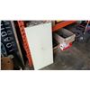 Image 1 : 40 X 20 X 1 1/4 INCH THICK CUTTING BOARD