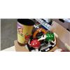 Image 2 : 2 boxes of vintage toys
