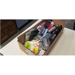 TRAY OF NEW KITCHEN ITEMS, ELECTRIC PEPPER MILLS