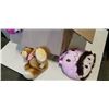 Image 3 : BOX OF DOLLS AND STUFFED ANIMALS