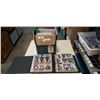 Image 1 : Box of 90s and 2000s hockey cards