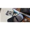 Image 3 : Digital camera, gps and watches