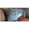 Image 2 : LOT OF TUPPERWARE