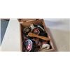 Image 2 : Shoe shine kit with supplies