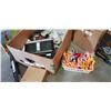 Image 3 : BOX OF ELECTRONICS, MINECRAFT BUILDING BLOCK SET, KIDS SUNGLASSES AND BIKING GLOVES