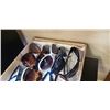 Image 3 : TRAY OF 10 NEW SUNGLASSES