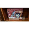 Image 1 : DIGITAL PICTURE FRAME