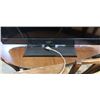 Image 2 : EMERSON 32 INCH TV