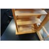 Image 3 : SMALL MAPLE CABINET