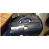 Image 2 : BLACK AMERICAN TOURISTER HARD CASE LUGGAGE AND RAISED TOILET SEAT