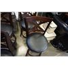 Image 3 : 4 modern swivel barstools
