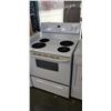 Image 1 : WHITE FRIGIDAIRE 4 ELEMENT STOVE