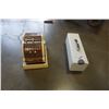 Image 1 : VINTAGE METAL BOX AND HEADMAN PAYMASTER