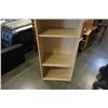 Image 2 : MAPLE BOOKSHELF - APPROX 77 INCHES TALL